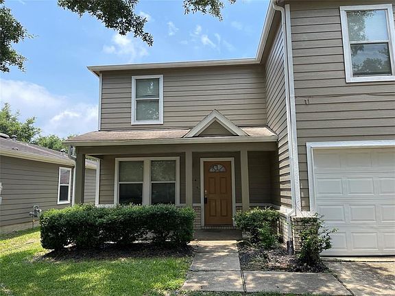 2nd image of 3434 Dartmouth Field Ln
