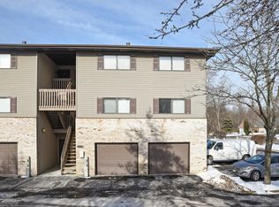 1800 W Highland Ave APT B, Elgin, IL 60123