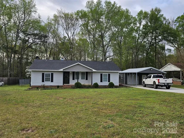 2021 Hilton Way Rd, Lancaster, SC 29720