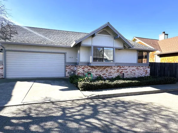 1417 Morning Glory Dr, Petaluma, CA 94954
