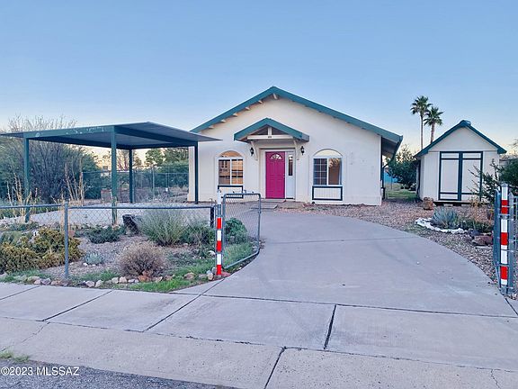 2nd image of 624 E Santa Fe Cir