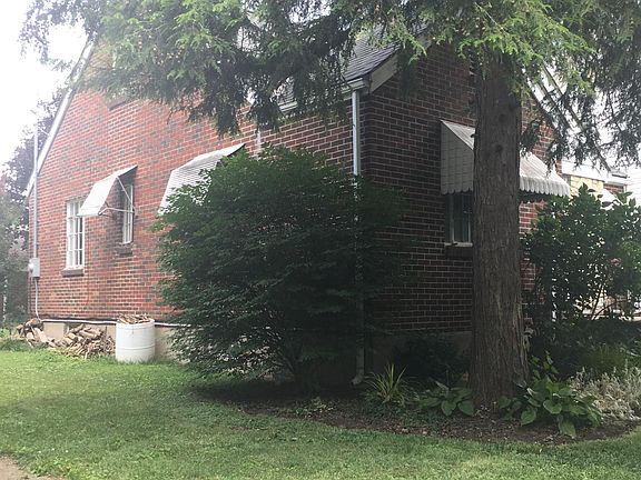 2nd image of 1350 Vanderveer Ave