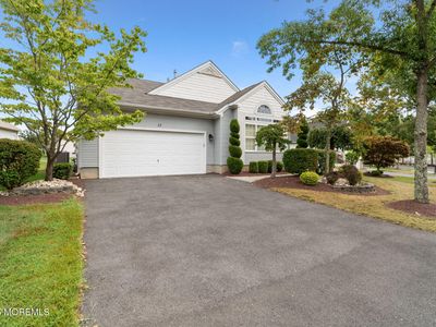 11 Narrowbrook Court, Manalapan, NJ, 07726