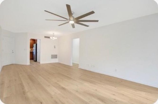 1st image of 203L 1garden St