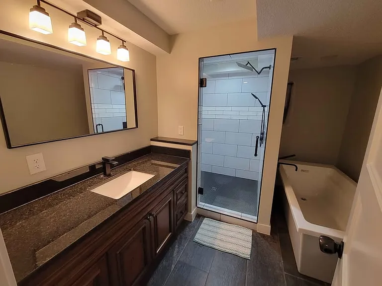 4370 Dakota St SE — Photo 8