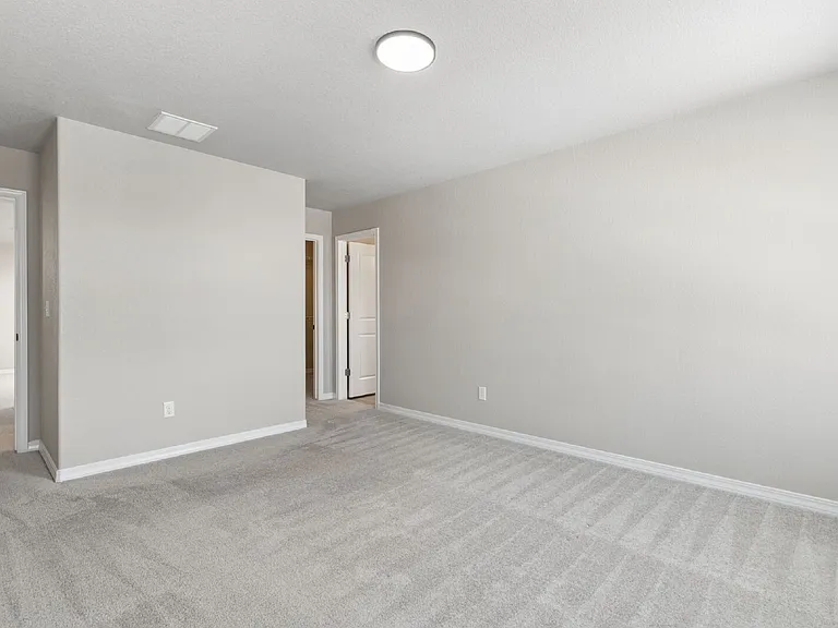8418 Blue Feather Loop — Photo 22