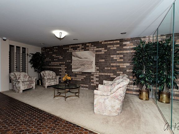 4th image of 3300 N Carriageway Dr Unit 203
