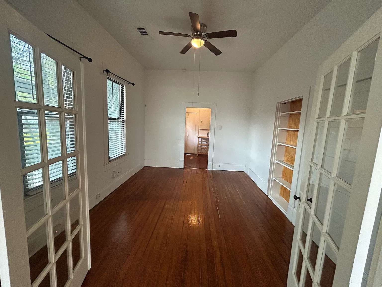 517 W Mulberry Ave — Photo 4