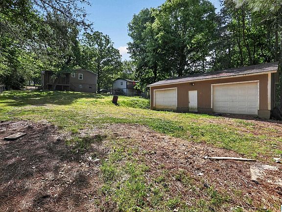 2nd image of 5917 Dewey Heights Rd