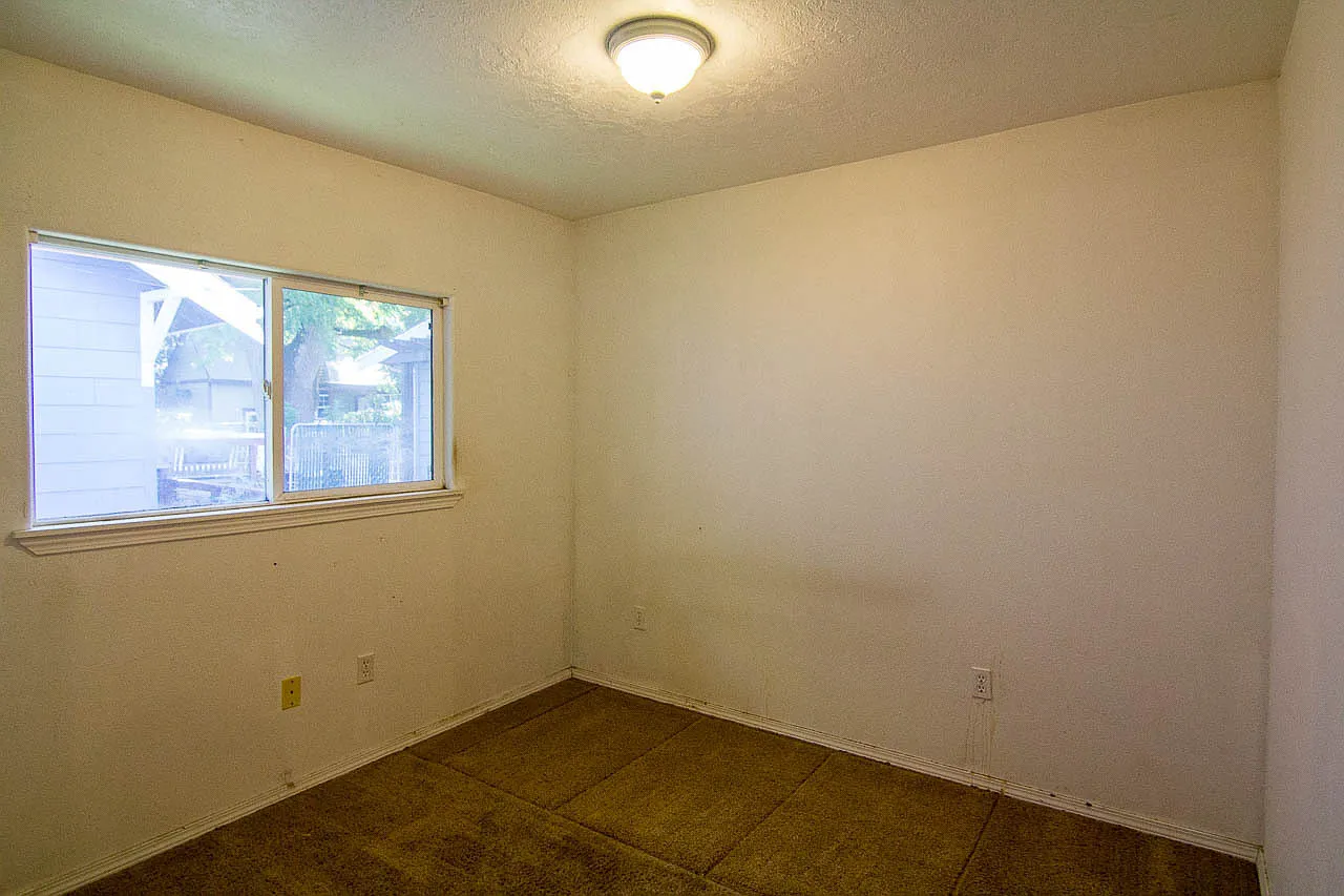 Small House on Shared Lot in Salem- Water/Sewer Included — Photo 3