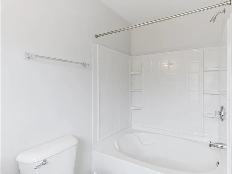 6710 Stoneleigh Way — Photo 19