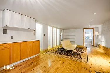 Rented by MNS Marketing