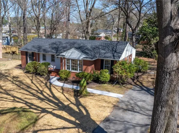 1009 Westbriar Dr, Henrico, VA 23238