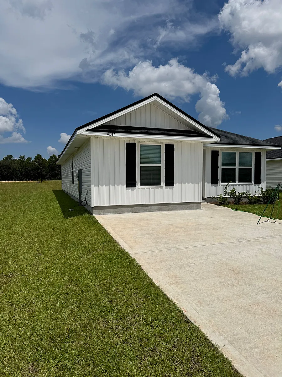 Building Photo - 6341 Firefly Dr