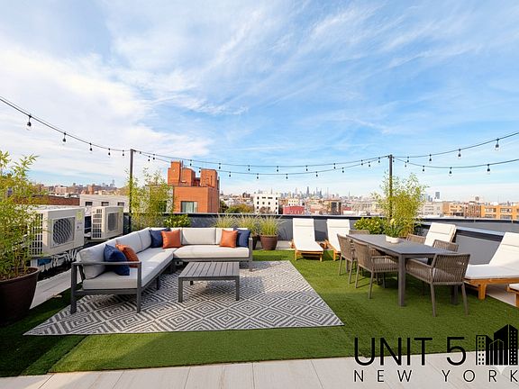 4th image of 351 Melrose St #1C