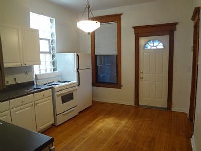 1st image of 1326 S Claremont Ave #3