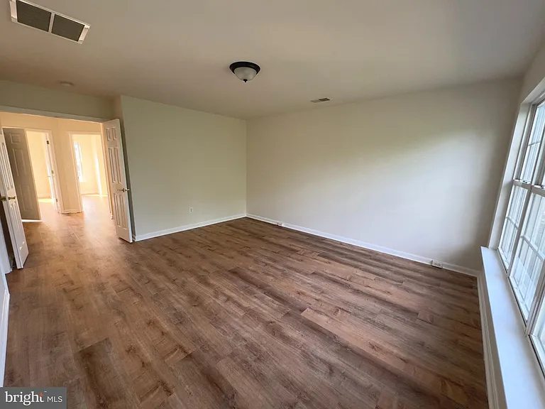 24652 Kings Canyon Sq — Photo 11