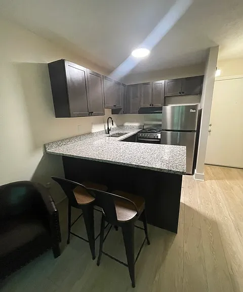 41 Kenilworth Rd #13 — Photo 4
