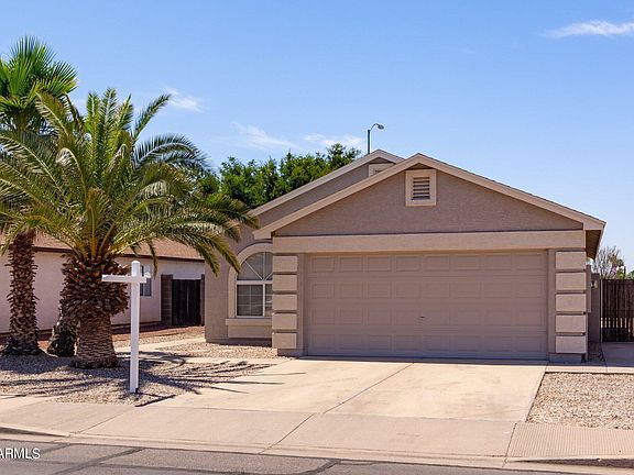 2nd image of 8465 E CLOVIS Avenue