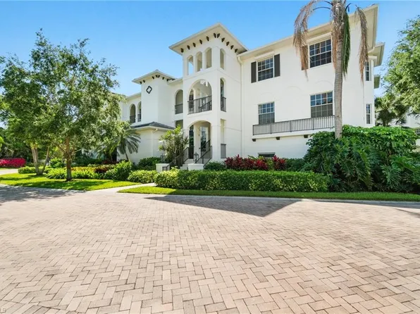 815 Bentwater CIR #204, NAPLES, FL 34108