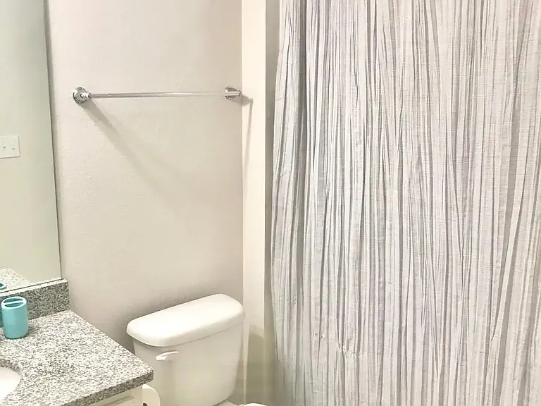 1867 Pointe Dr — Photo 15