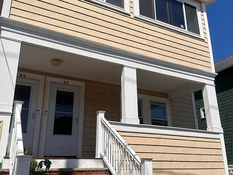 47 Woods Ave — Photo 10