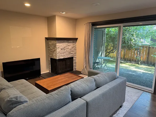 14620 NE 35th St #107, Bellevue, WA 98007