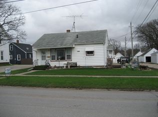 407 Franklin St, Ackley, IA 50601