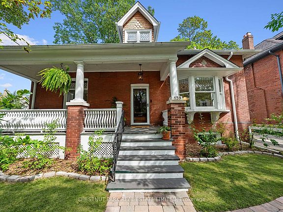 2nd image of 139 Hammersmith Ave