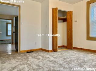 117 Charles St #1, Waltham, MA 02453