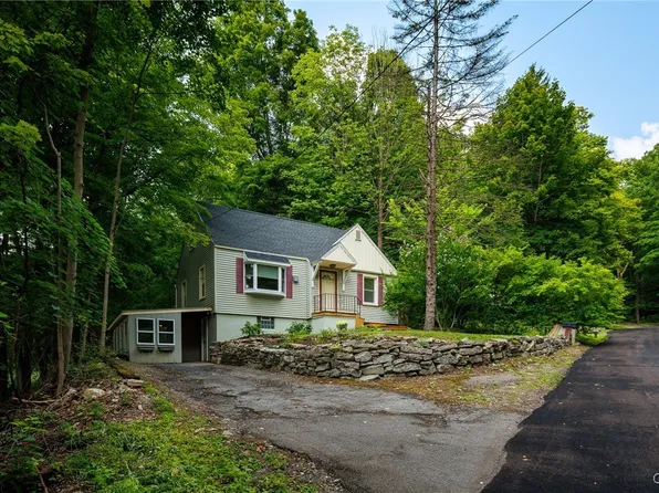 301 Maplewood Ave, Syracuse, NY 13205