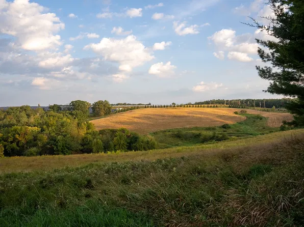 County Road 1, La Crescent, MN 55947