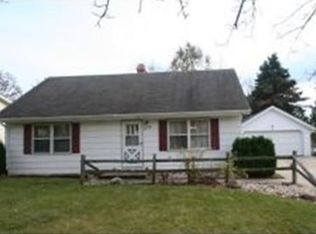 2839 Brookview Dr, Green Bay, WI 54313