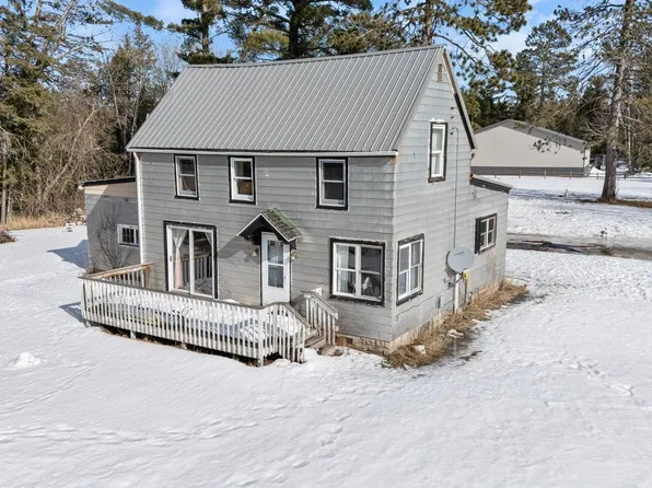 21786 River Rd, Grand Rapids, MN 55744