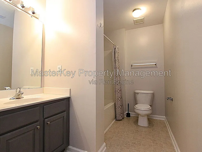 508 Bayou Ct — Photo 17