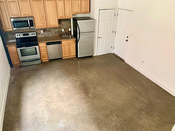 3rd image of 190 W Berks St #9A