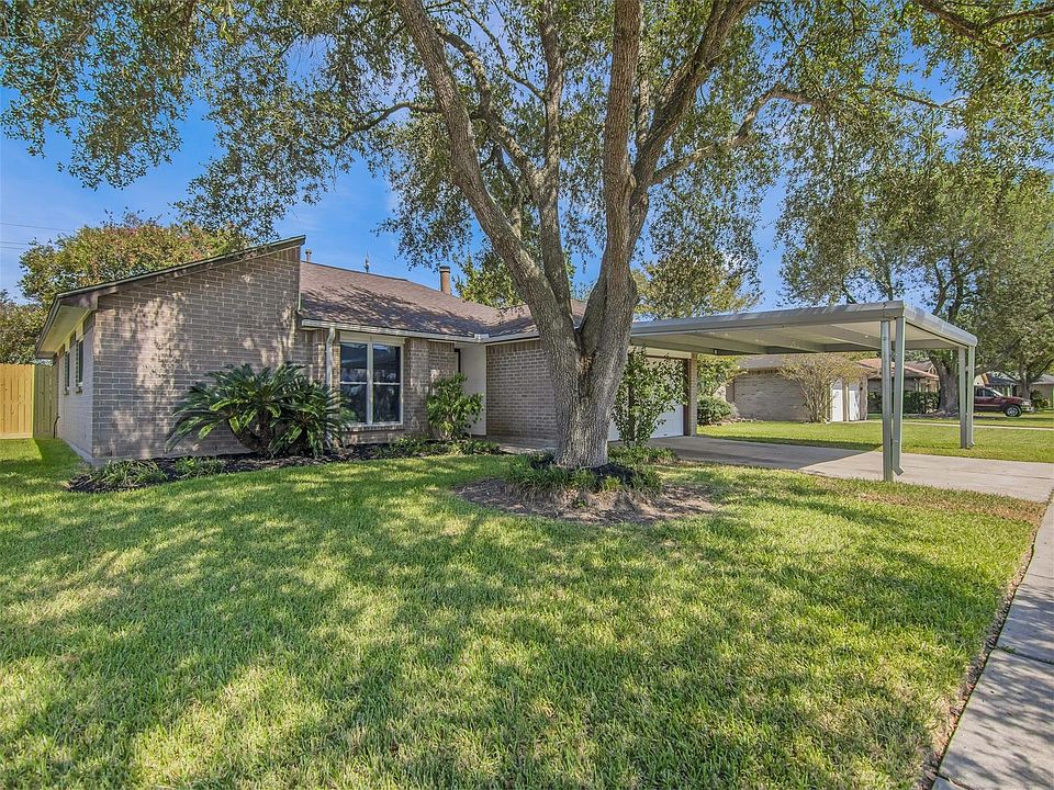1st image of 1109 Canyon Springs Dr