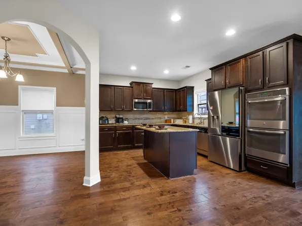 2162 Bandera Dr, Clarksville, TN 37042