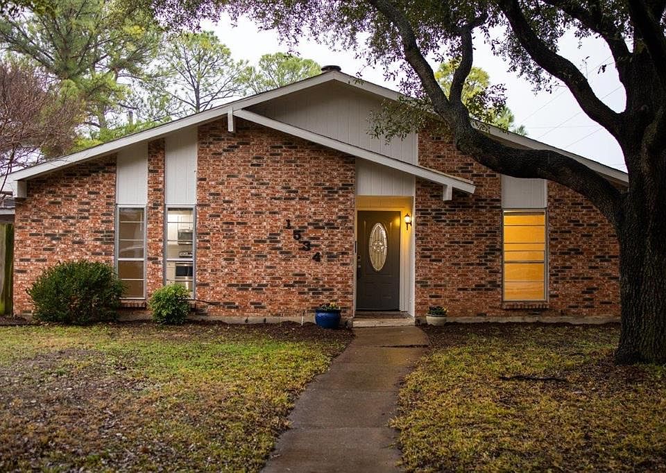 1st image of 1534 Camelia Dr