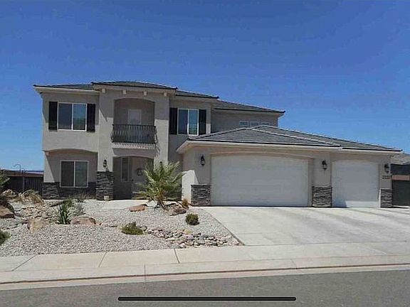 3rd image of 3333 E Tanoak Dr