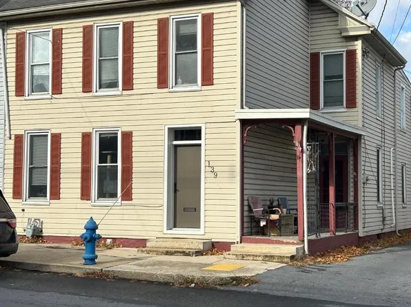 139 E Catherine St, Chambersburg, PA 17201
