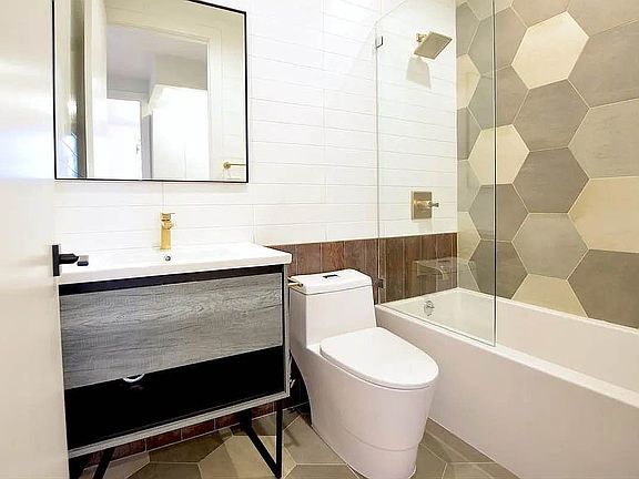 3rd image of 799 Ocean Ave #3M