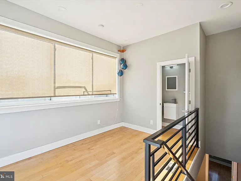 1625 S 19th St — Photo 16