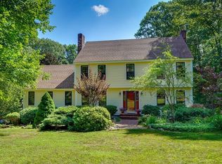 124 Nathan Ln, Carlisle, MA 01741