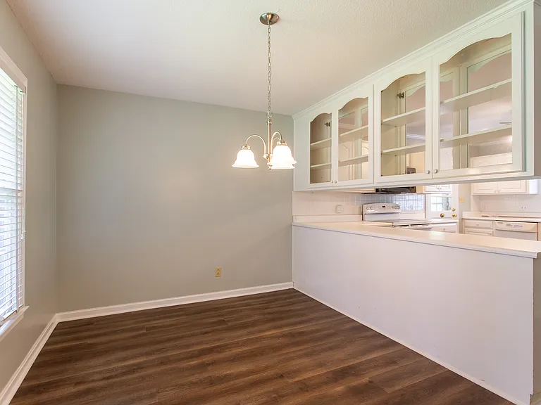 508 Georgia Ave — Photo 4