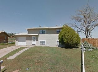 702 SW 45th St, Lawton, OK 73505
