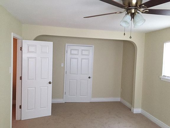 3rd image of 214 Brett Dr