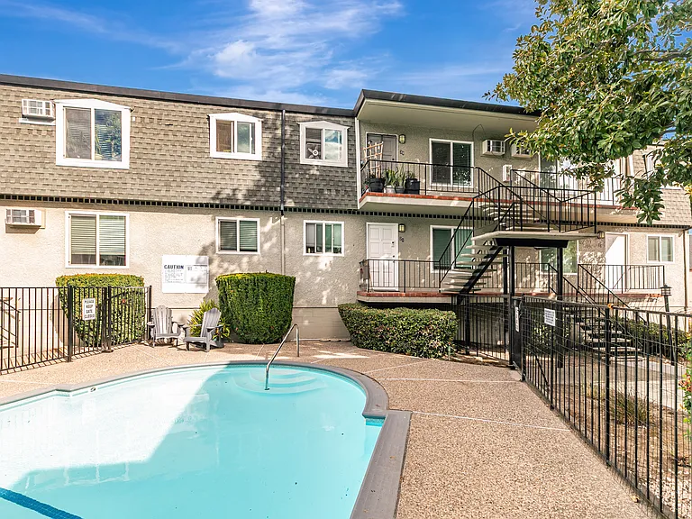 The Parc @470 — Photo 14