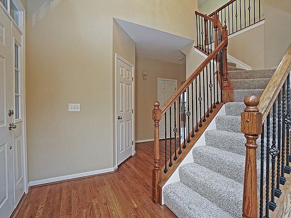 5th image of 1299 Tecumseh Dr