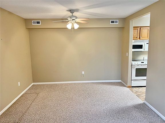 2nd image of 2901 S 2nd St Unit 107